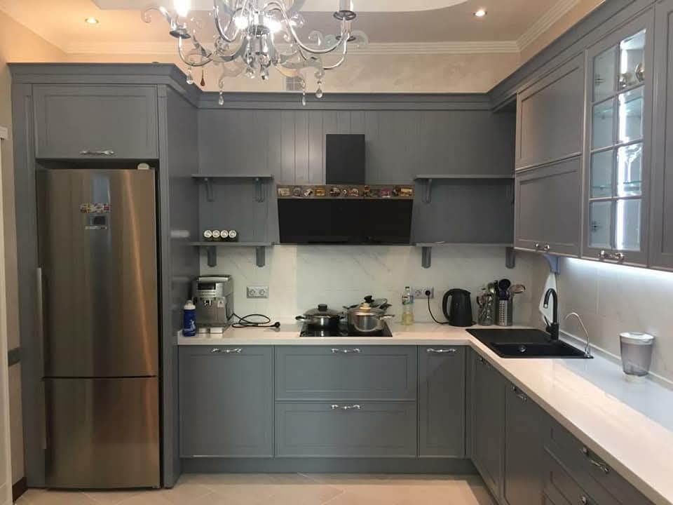 There should be a title of product.