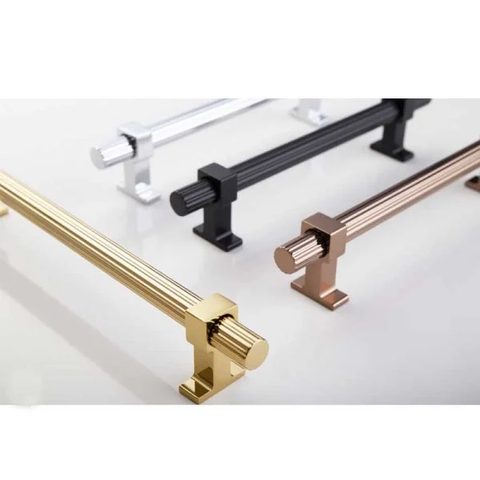 Мебельная ручка SY8957 0480 MM MAT BLACK/HANDLE 0480 MM MAT BLACK
