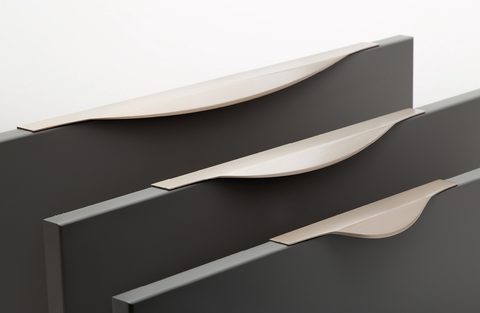 Мебельная ручка SY8922 0160 MM NICKEL BRUSHED/HANDLE 0160 MM NICKEL BRUSHED